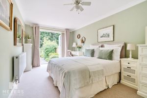 Photo 14- click for photo gallery